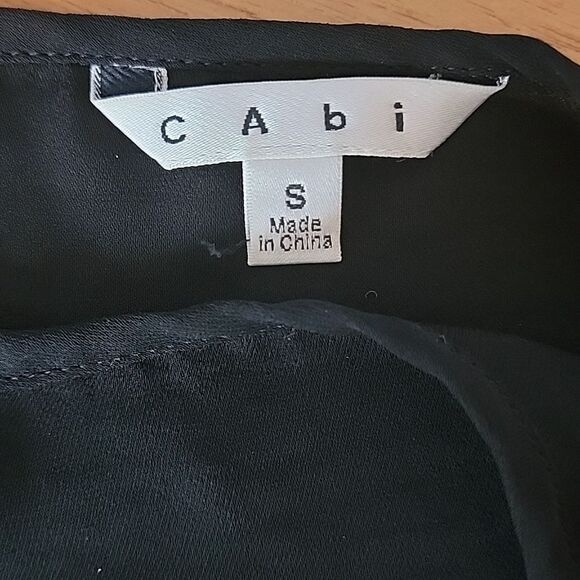 Cabi short sleeve blouse Size S - Picture 7 of 11